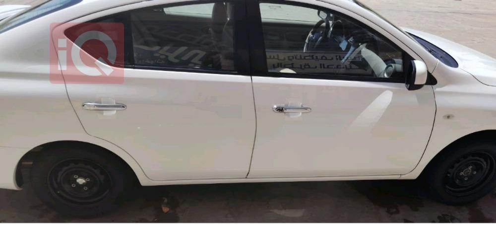 Nissan Sunny